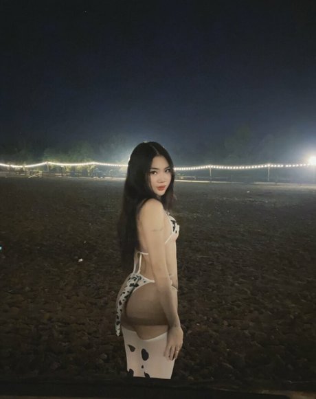 小柄な足オンリーファンズ トップ 画像