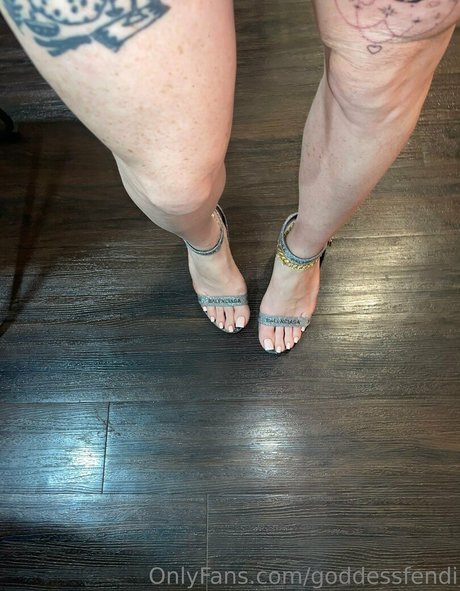 おばあちゃんの熟女オンリーファンズ 無料ヌード アーカイブ