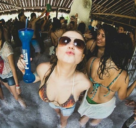 40歳のオンリーファンズ ホット 写真