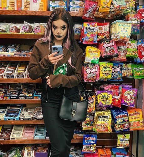 指マン 潮吹き オンリーファンズ エロ アーカイブ