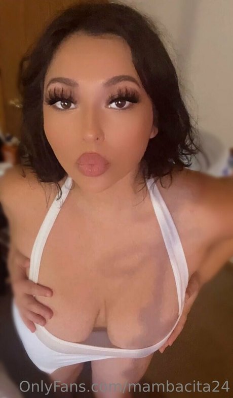mambacita24 ポルノスター セクシー 画像