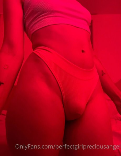 xxpissgirl420xx ポルノスター パーフェクト 写真