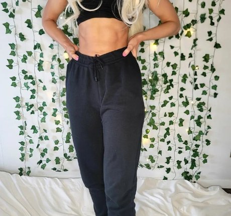 Petitenfit アート女優 写真