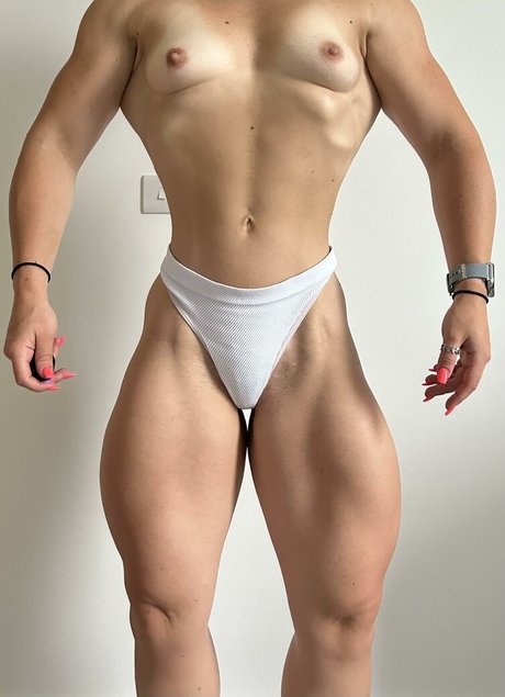 Hettie ホットなスター 画像