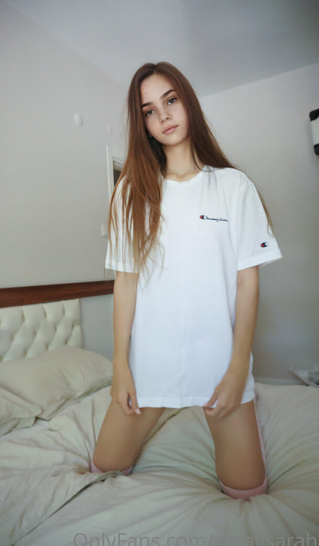 Sarah Small 高品質のスター 画像