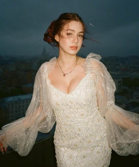 男のオンリーファンズ ホット 写真