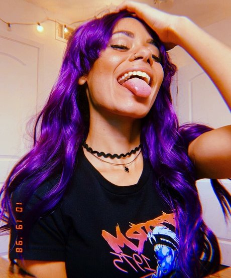 BlackKrystel xxx女優 写真