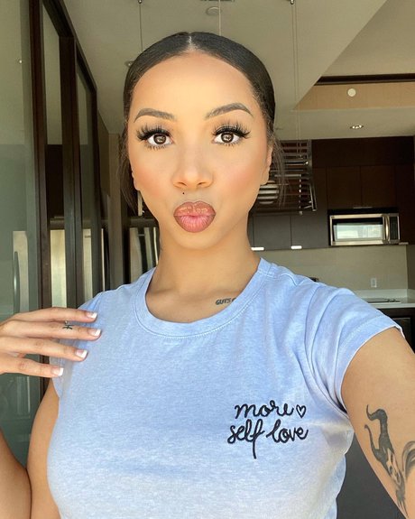 精子オンリーファン 無料 画像