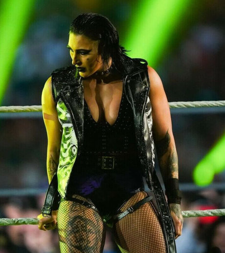 BBCオーガズムオンリーファンズ ホットxxx ギャラリー