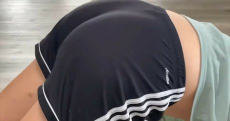 Rachel Ballinger 完璧なスター 画像