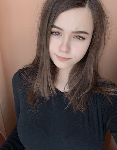 巻き毛のティーンズオンリーファンズ 無料 ギャラリー