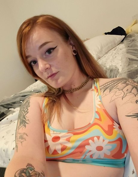 キムチオンリーファン セクシー裸 写真