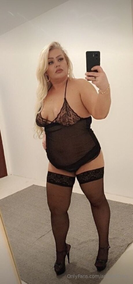 Ariannafoxx HDモデル 写真