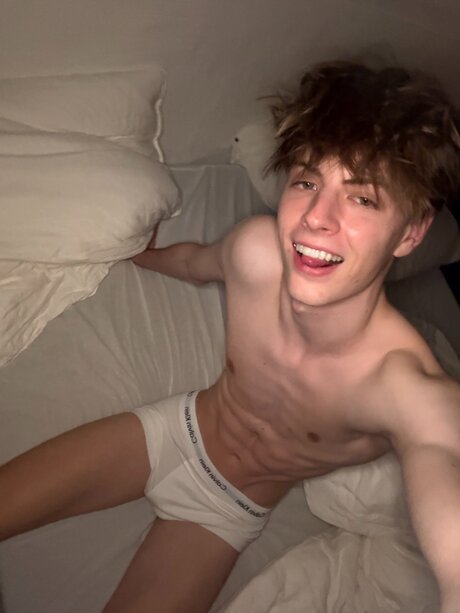 Anepicboy セクシーモデル 写真