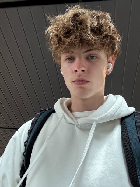 Anepicboy モデル 写真