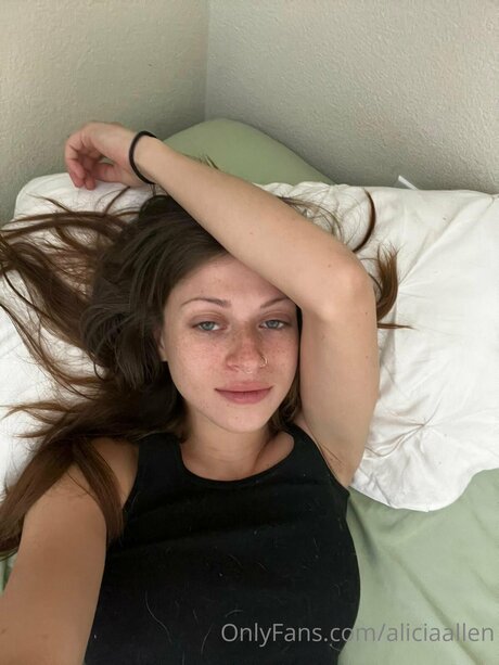 Aliciaallen ポルノスター トップ 画像