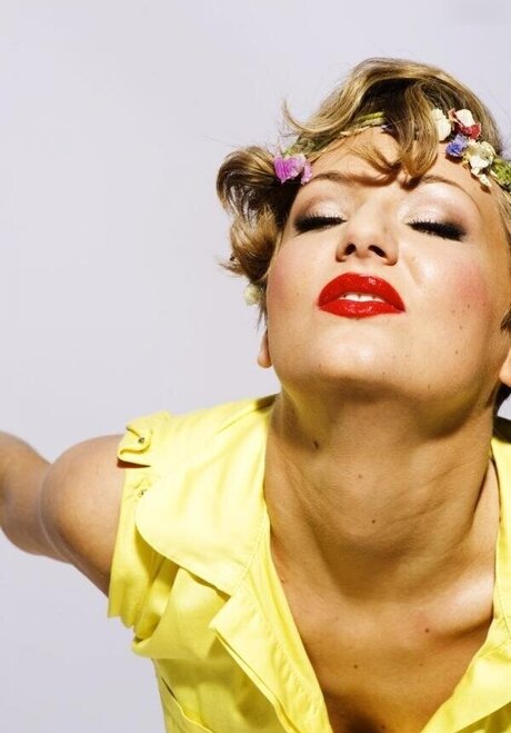 Ella Endlich ホット女優 写真