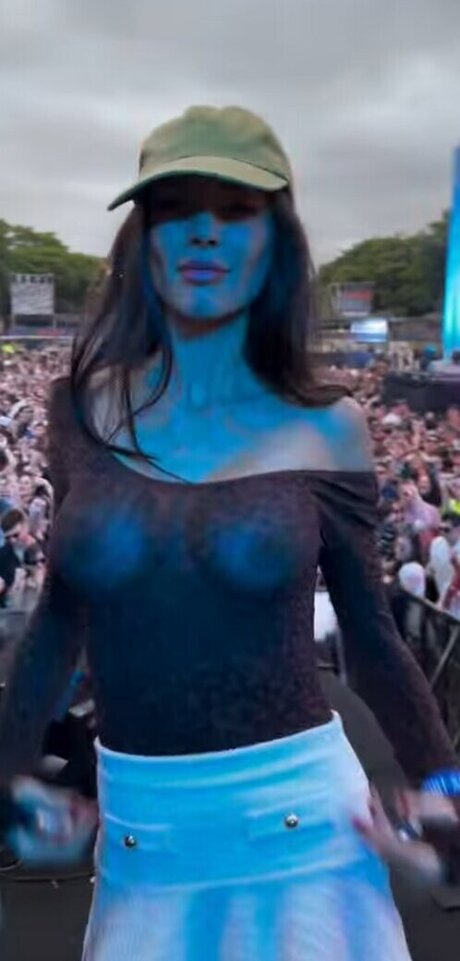 virginiechretien 独占女優 写真