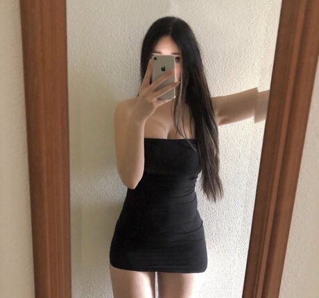 Stellaruu ヌードモデル 写真