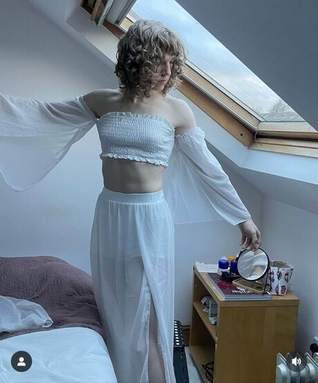 eviedotgym ヌードモデル 画像