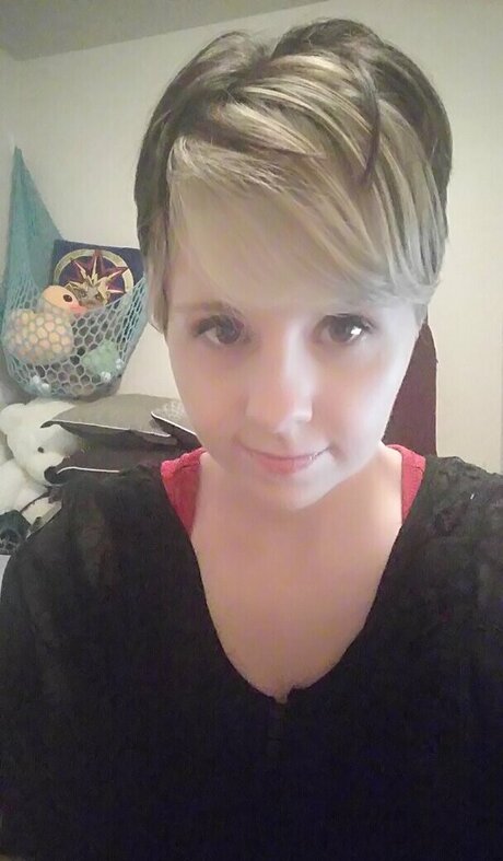 Lydia Sweets 裸のスター 画像