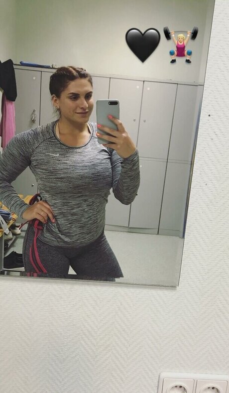 大きなお尻の黒人オンリーファンズ 無料 画像