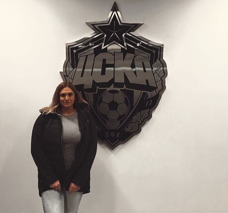 お金 オンリーファンズ エロ 写真