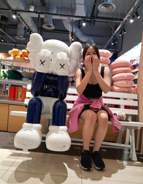 ティーンレズビアンオンリーファンズ ホットヌード 写真