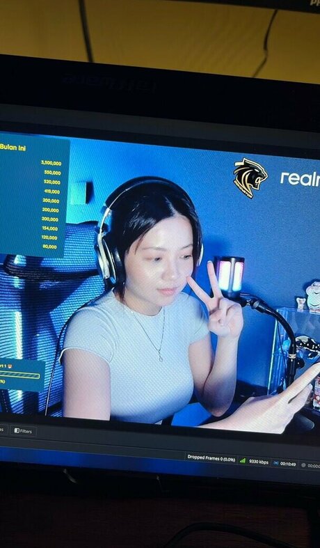 カーリーエボニーオンリーファンズ 無料セックス 画像