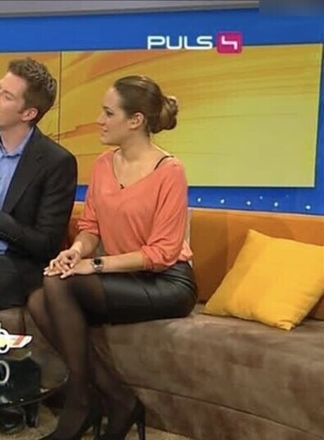 Bianca Schwarzjirg セクシーなスター ギャラリー