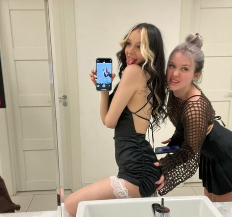 d gallavichh Daryana 高品質のスター 写真