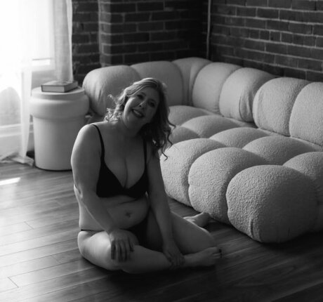 Wellnessbynorah ヌードのポルノスター 写真