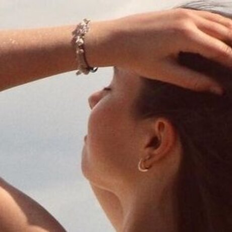 巨乳カップルオンリーファンズ ホットヌード 写真