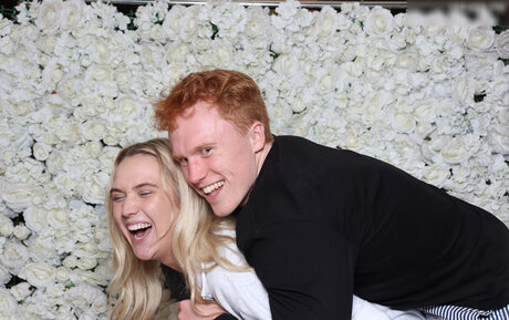 モンスターコックオンリーファンズ セクシーヌード 写真