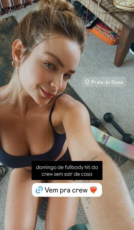 Camila Mayrink ポルノスター 裸 画像