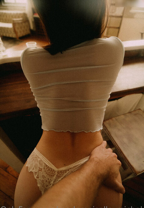 スペードのクイーン オンリーファンズ 無料 写真