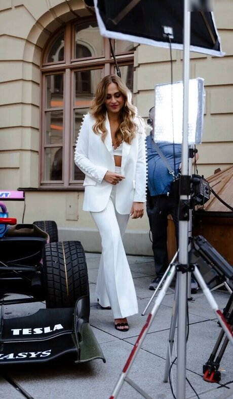 Sophia Fl rsch 可愛いモデル 写真