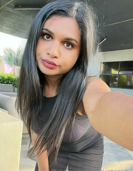 Miss Patel 最高のモデル 画像