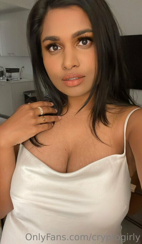 ニューハーフオンリーファン セクシーヌード ギャラリー