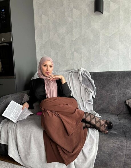 Amira amour ポルノスター ヌード ギャラリー