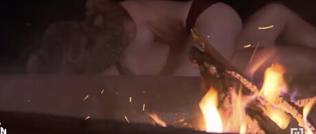 筋肉トランスオンリーファンズ セックス 写真