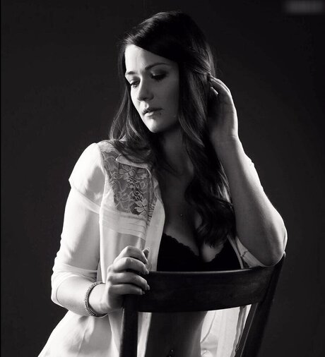 Carina Sitzberger 無料モデル 写真