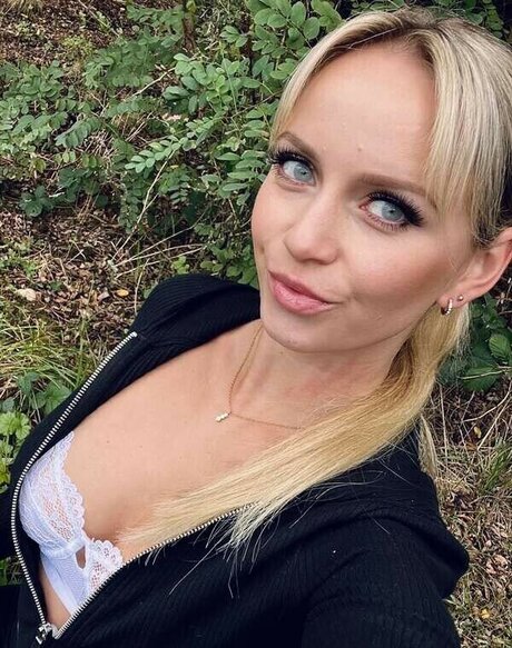 baebaezoe 独占女優 画像