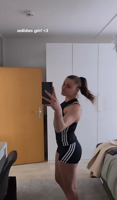 ビーチセックスオンリーファンズ セクシーxxx 写真