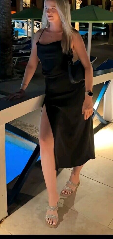 Emely Winkler XXXモデル アーカイブ