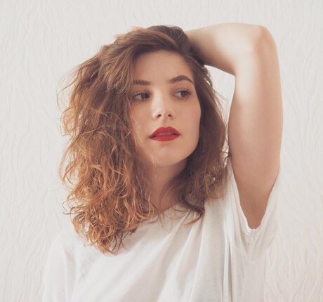 妊娠中のオンリーファンズ ポルノ 画像