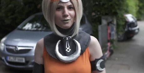 Esther Kerkhoff ポルノモデル アーカイブ