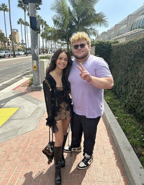 金髪オナニーオンリーファンズ アダルト無料 画像