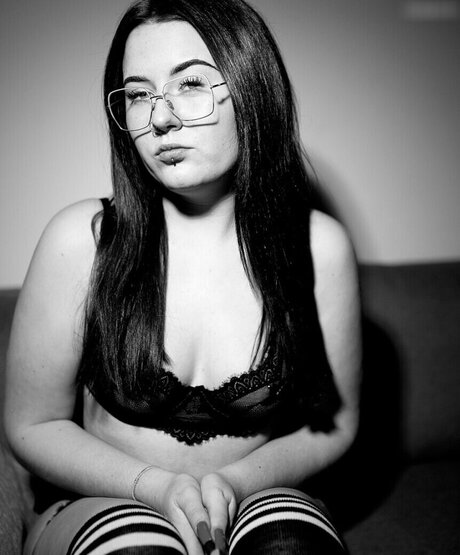 leogr 独占スター 写真