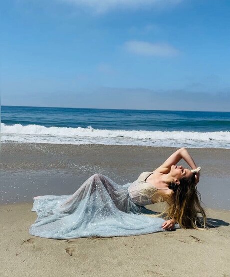 Allison Holker ポルノスター セクシー 写真